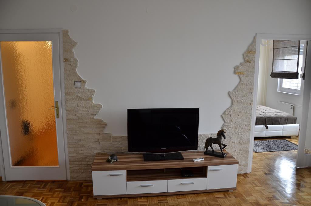 Apartment Arena White Beograd Ruang foto