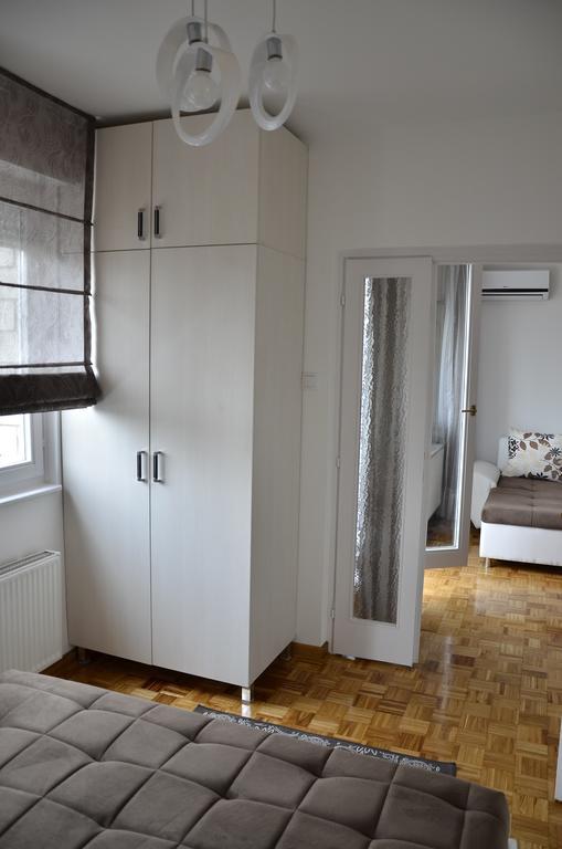 Apartment Arena White Beograd Ruang foto